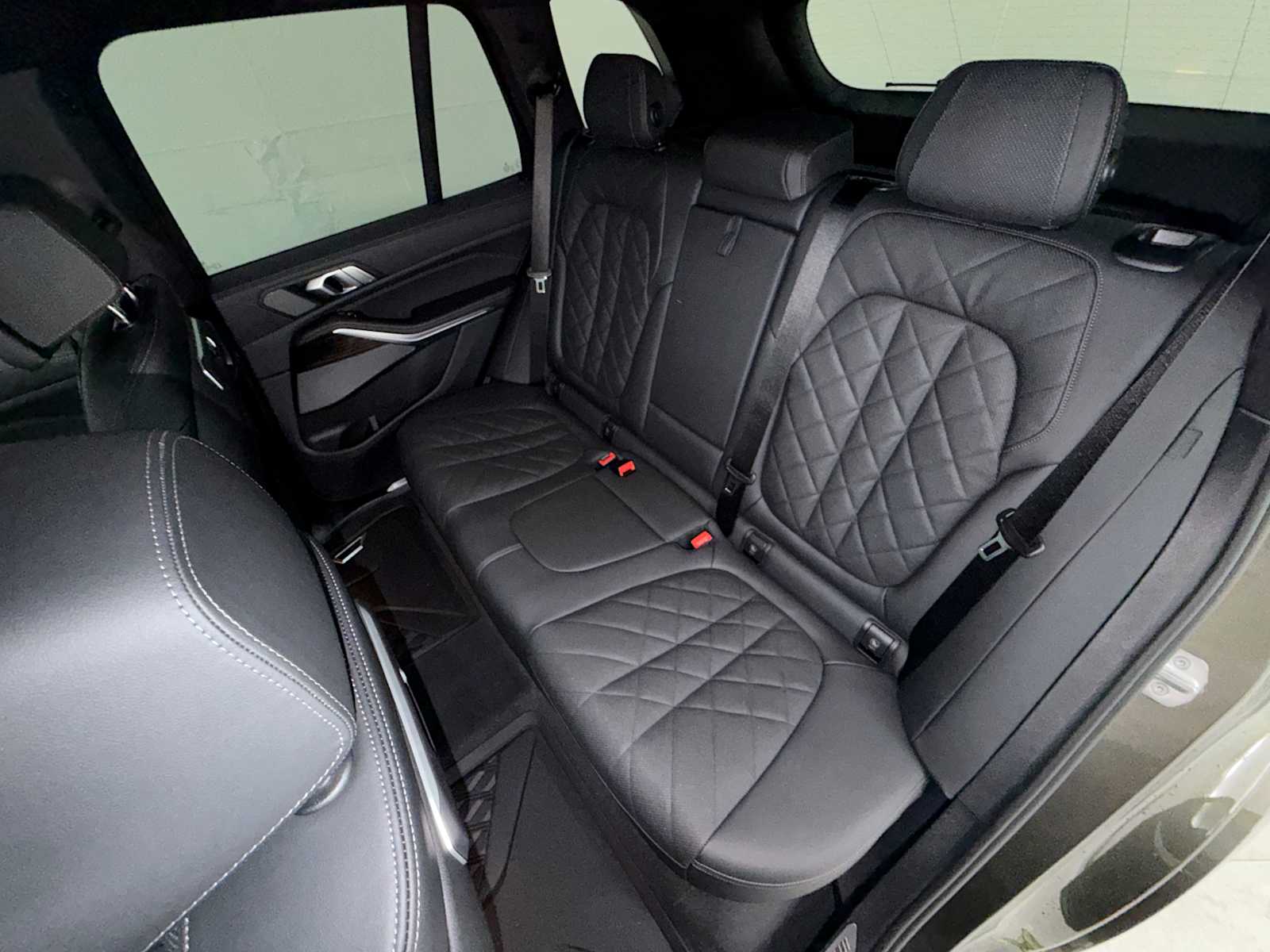 Thumbnail: 2026 BMW X5 - 25
