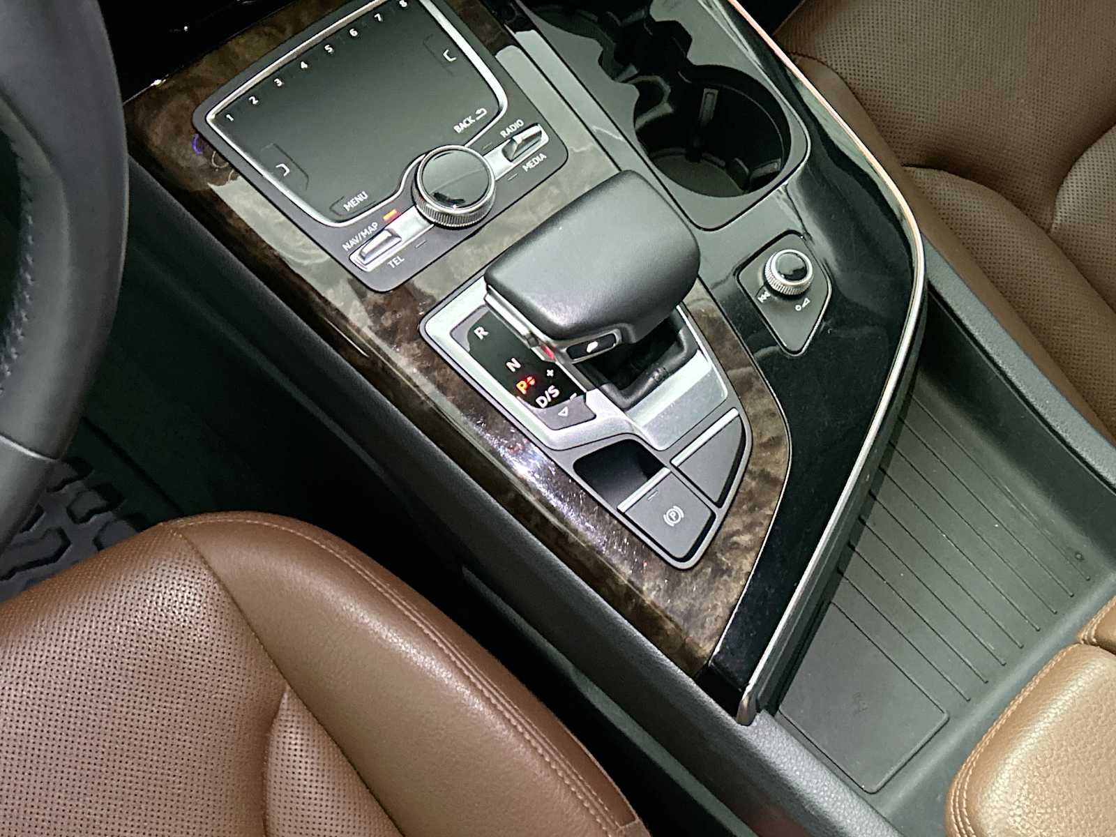 Thumbnail: 2018 Audi Q7 - 22