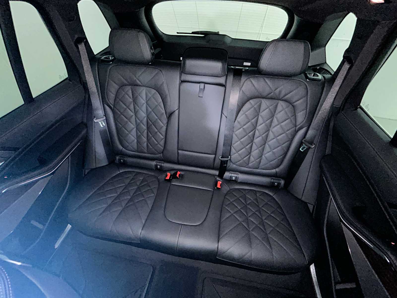 Thumbnail: 2026 BMW X5 - 25