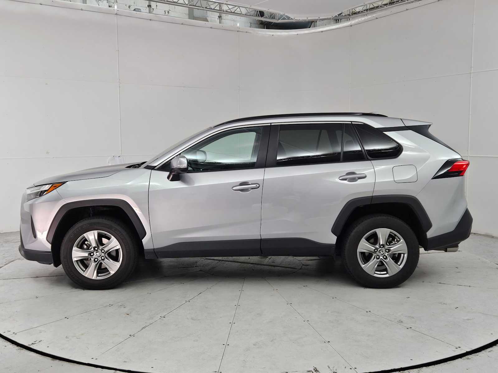 Thumbnail: 2024 Toyota RAV4 - 3