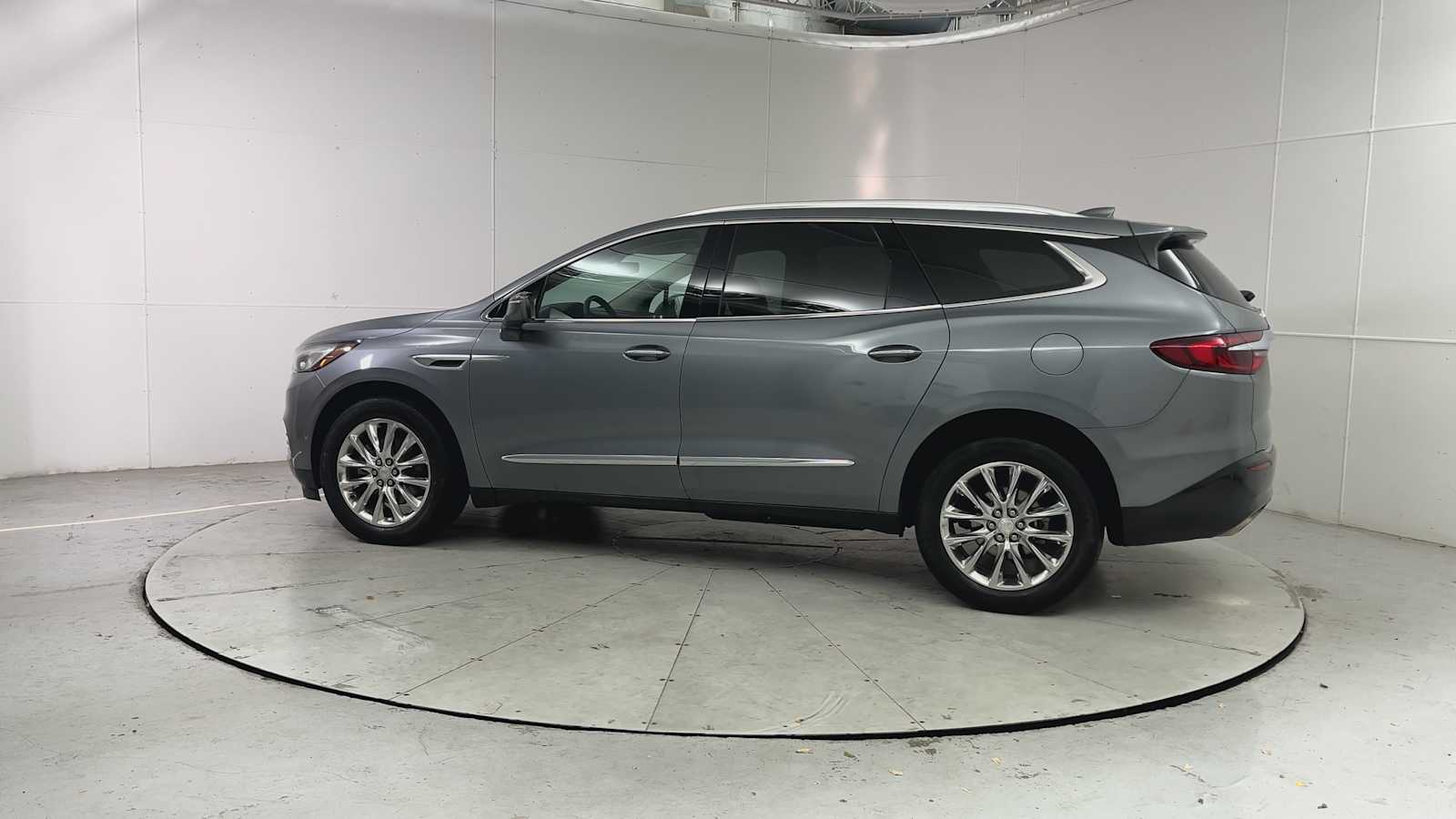 Thumbnail: 2019 Buick Enclave - 4