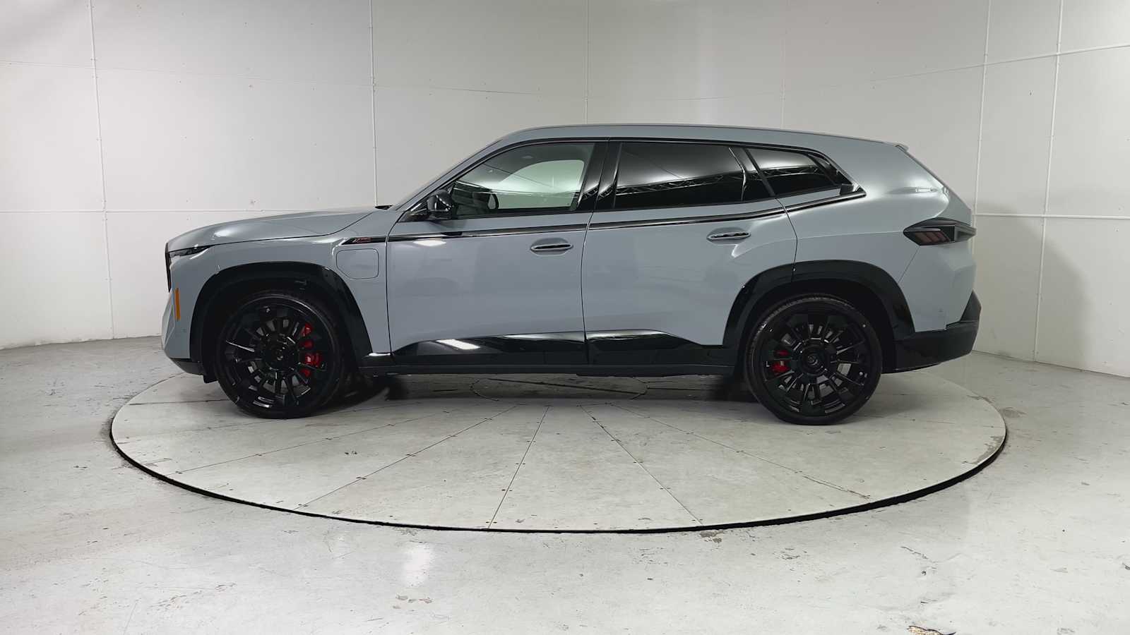 Thumbnail: 2026 BMW XM - 5