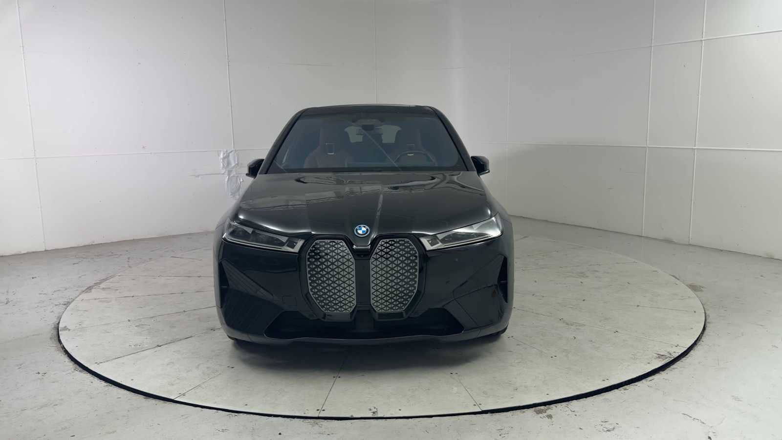 Thumbnail: 2023 BMW iX - 7