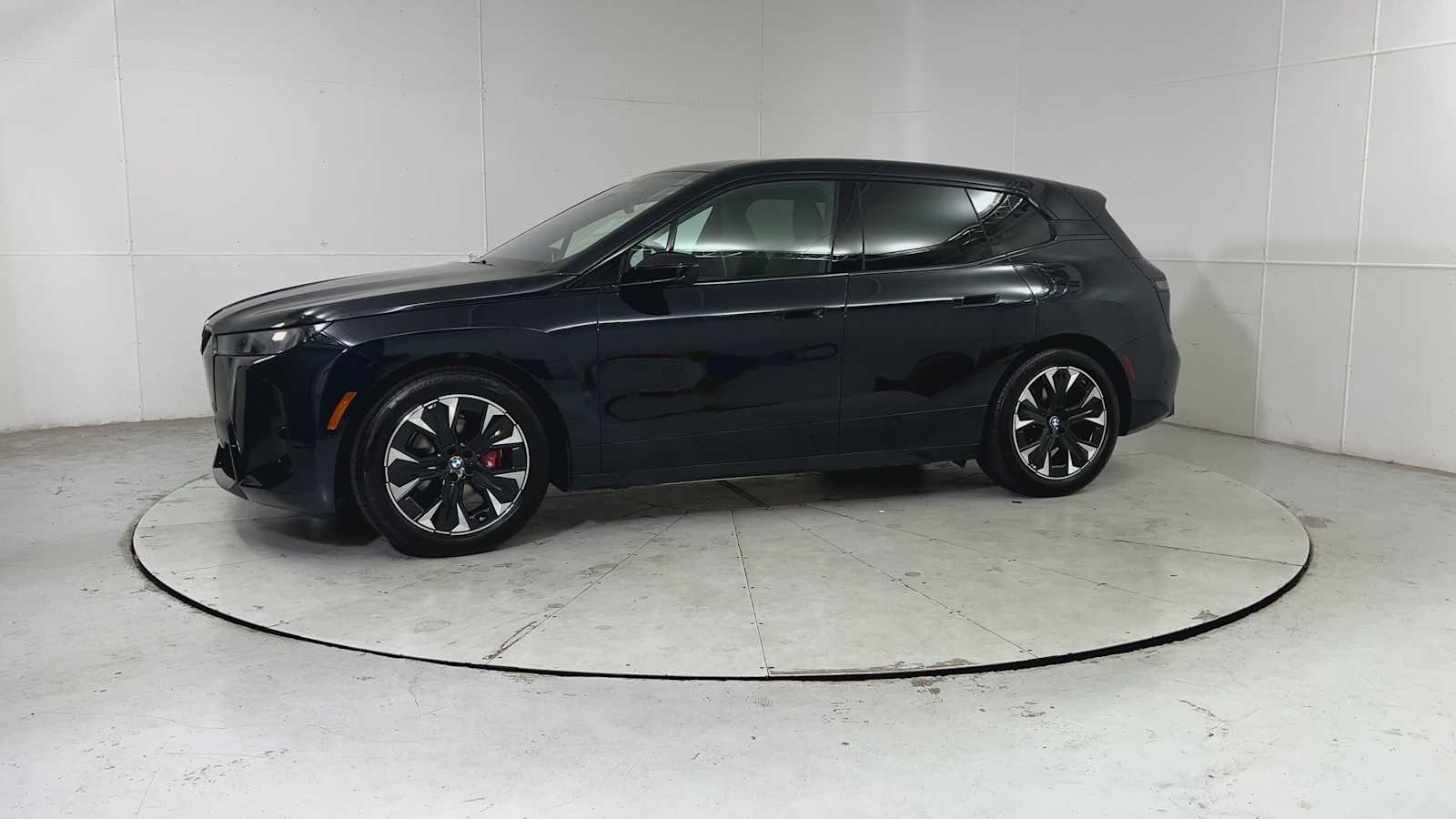 Thumbnail: 2026 BMW iX - 4