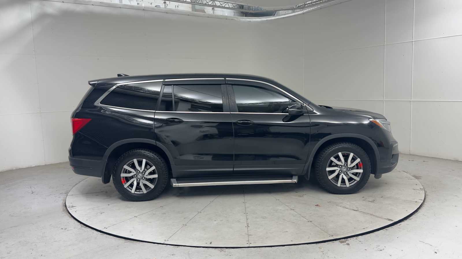 Thumbnail: 2020 Honda Pilot - 8