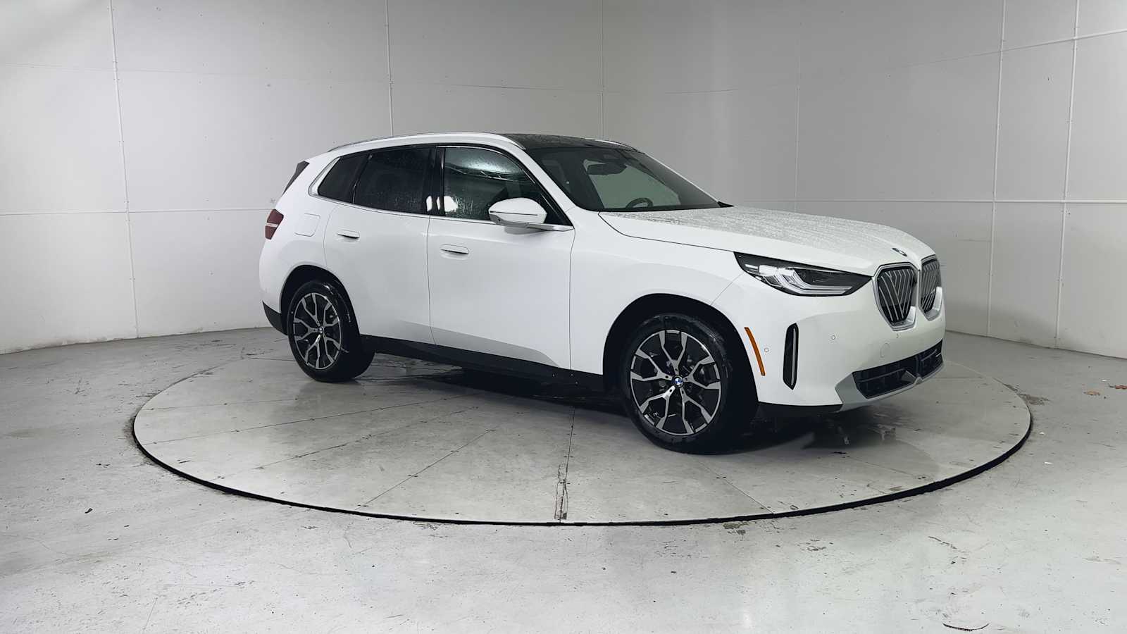 Thumbnail: 2026 BMW X3 - 8