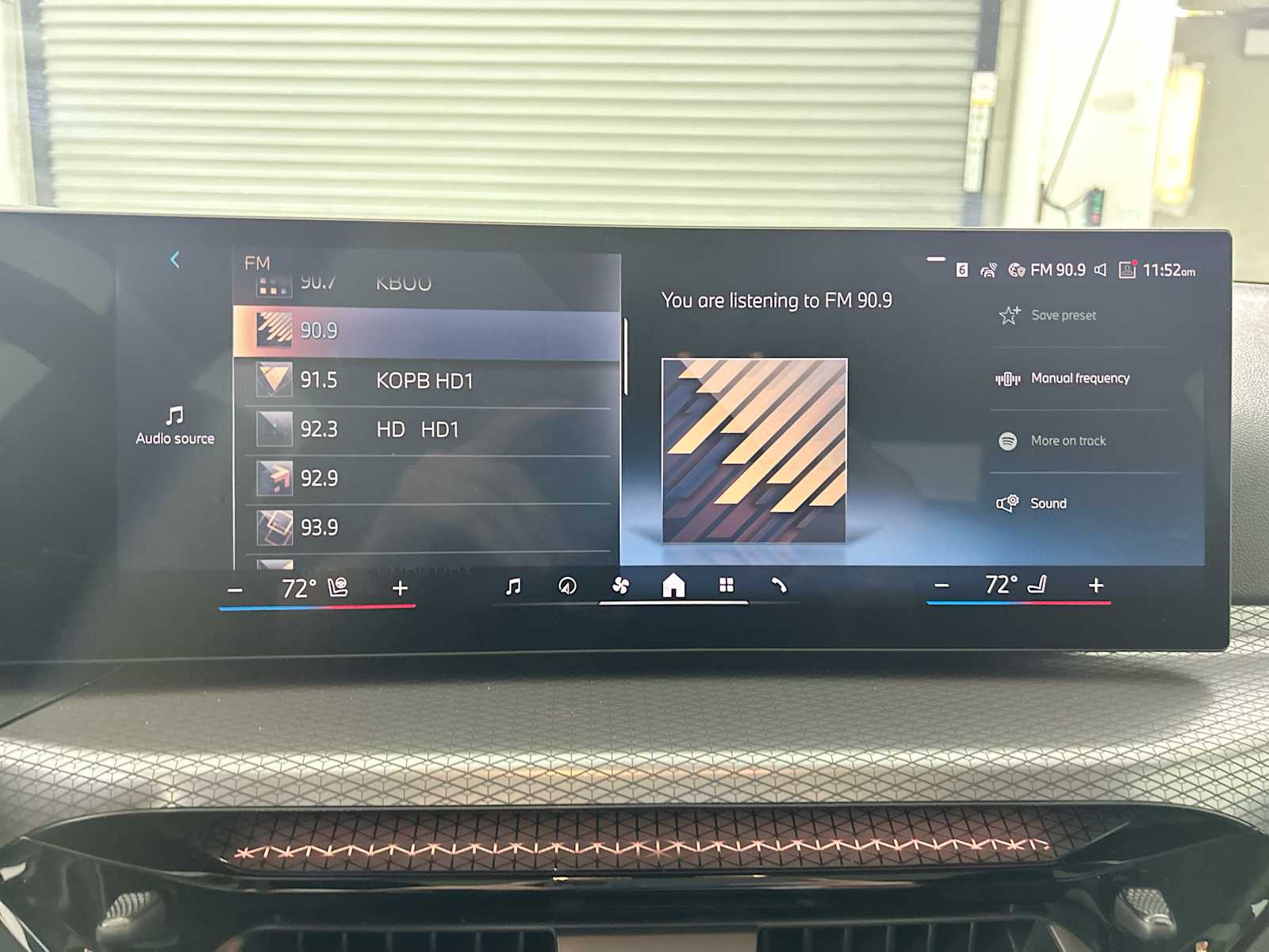 Thumbnail: 2026 BMW 3 Series - 12