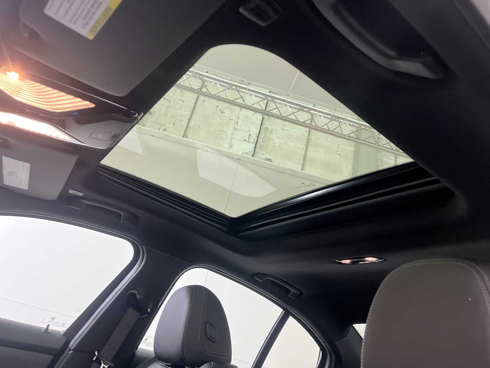 Thumbnail: 2026 BMW 3 Series - 16