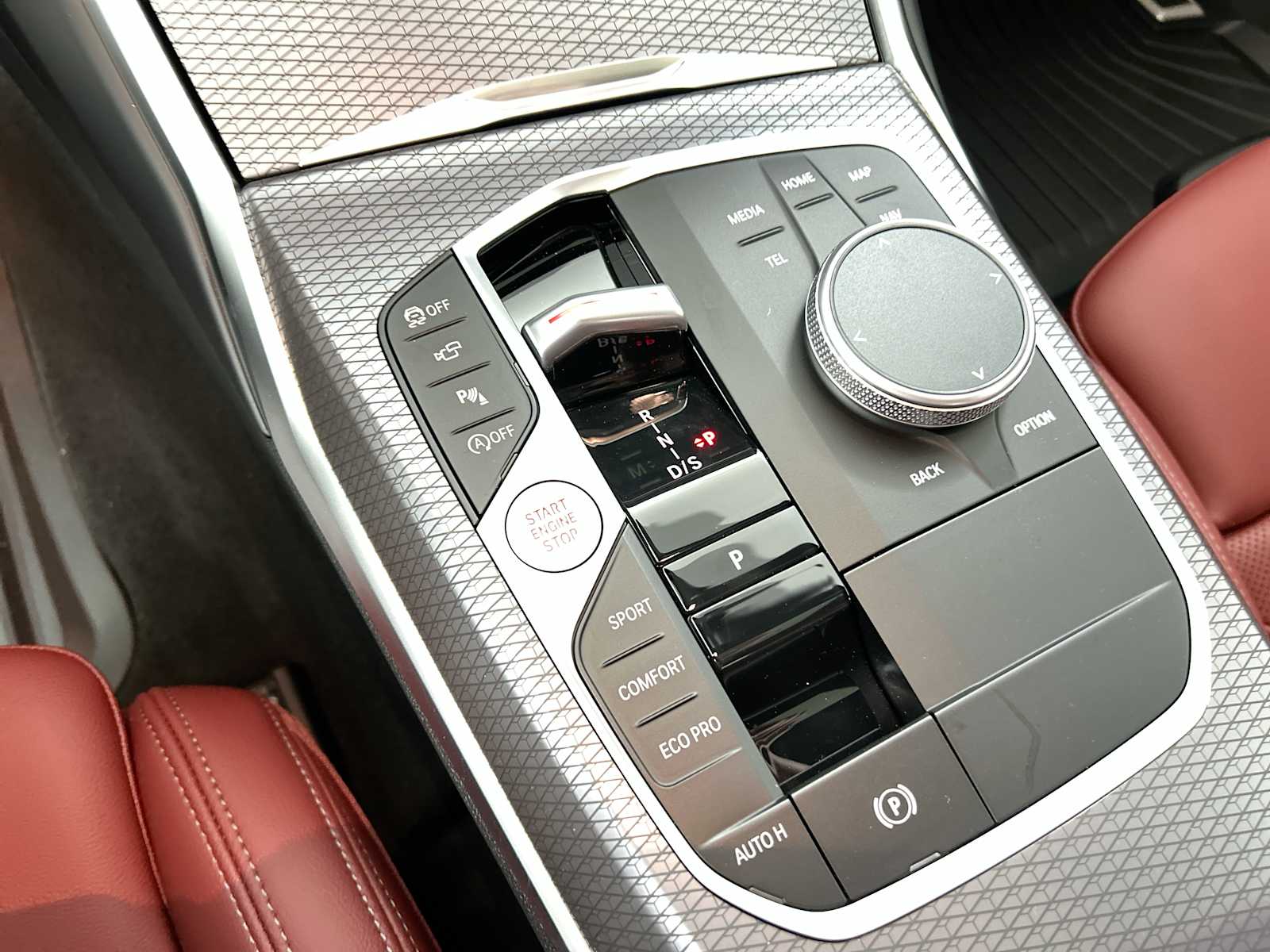 2026 BMW 3 Series 330i - Photo 22