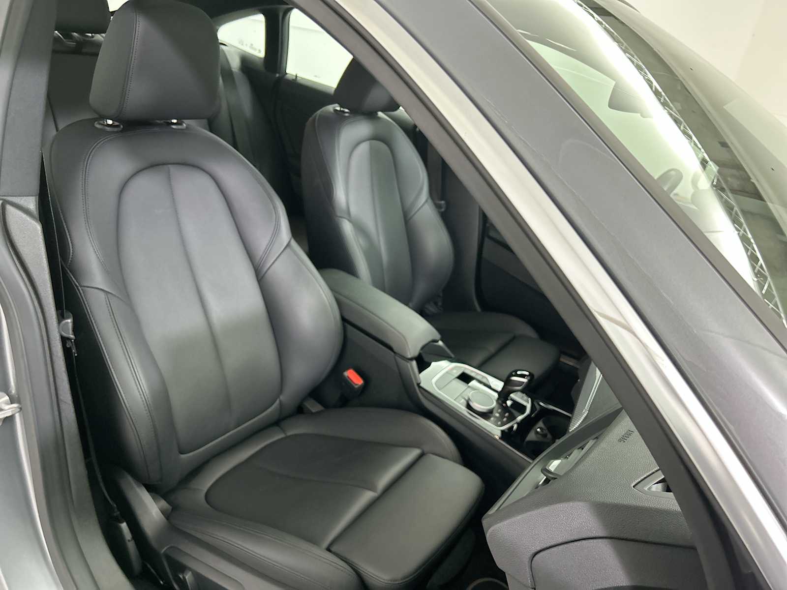 Thumbnail: 2024 BMW 2 Series - 26