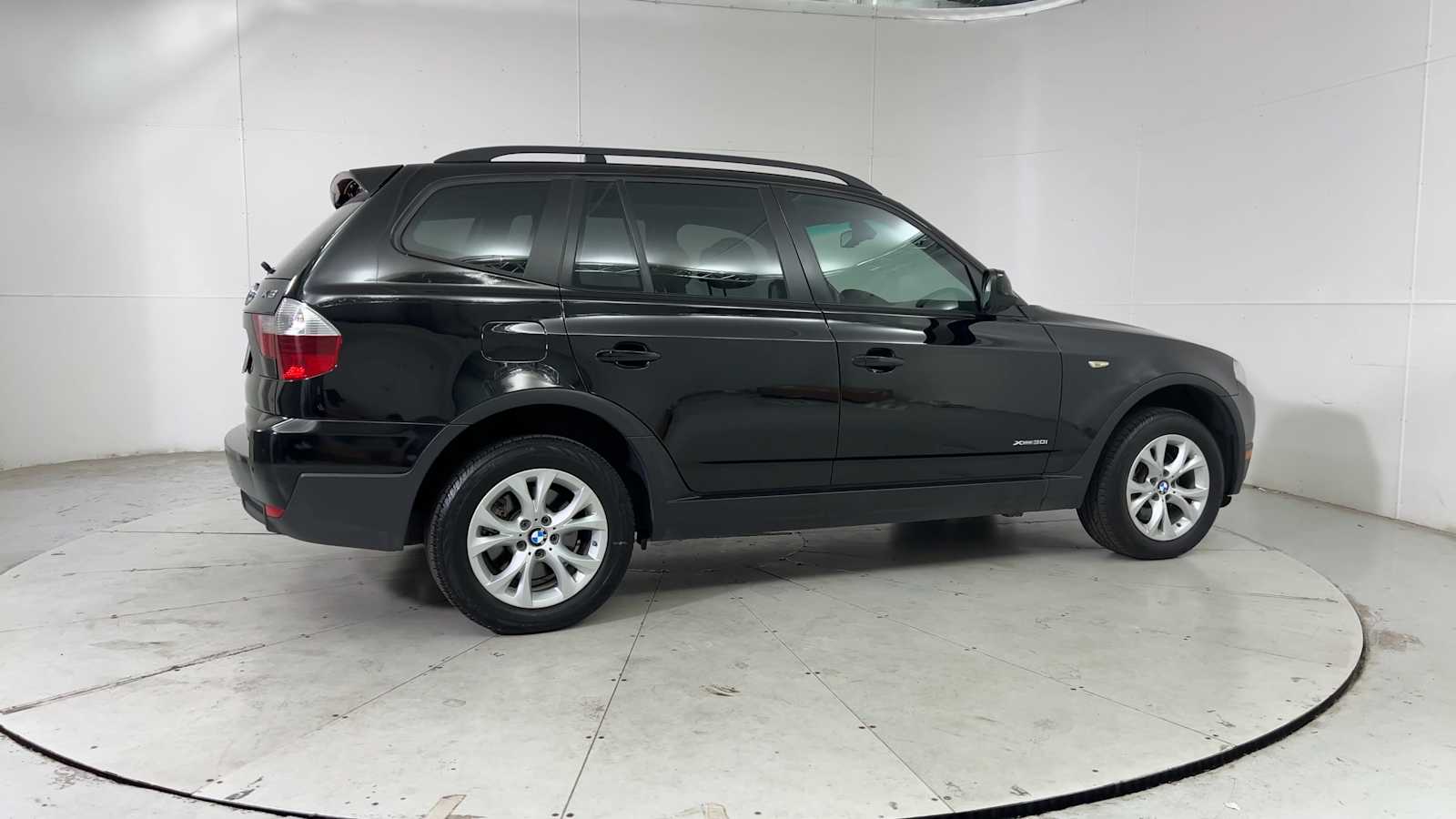 Thumbnail: 2010 BMW X3 - 9