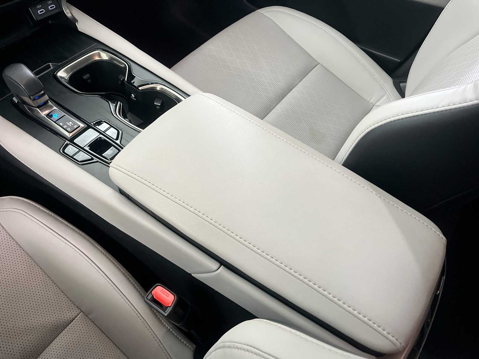 Thumbnail: 2023 Lexus RX - 28