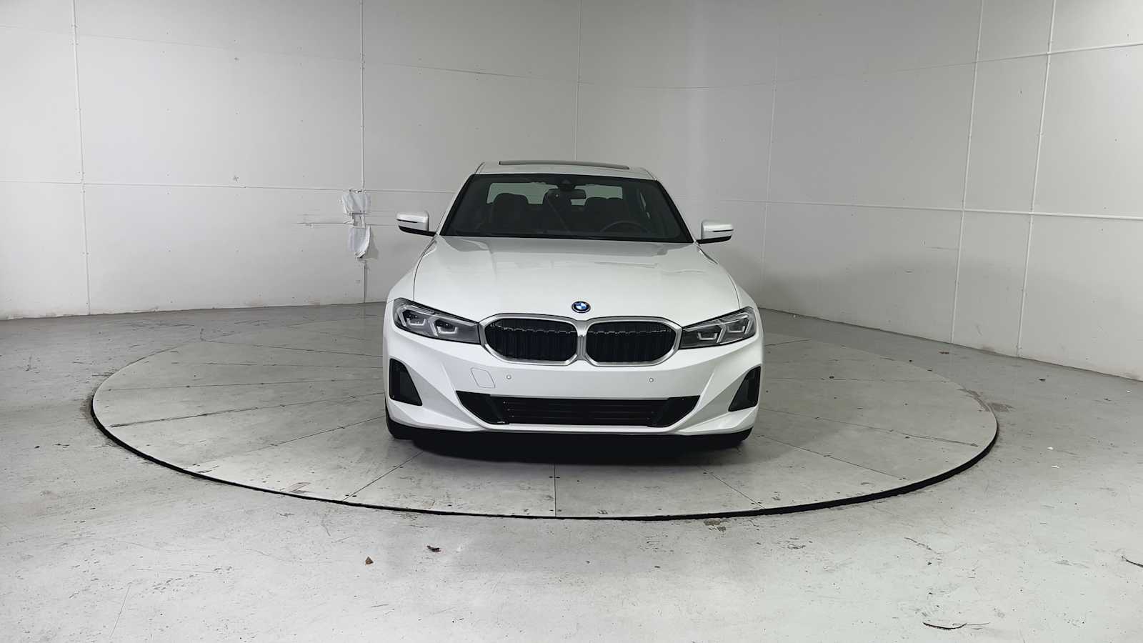 Thumbnail: 2023 BMW 3 Series - 7