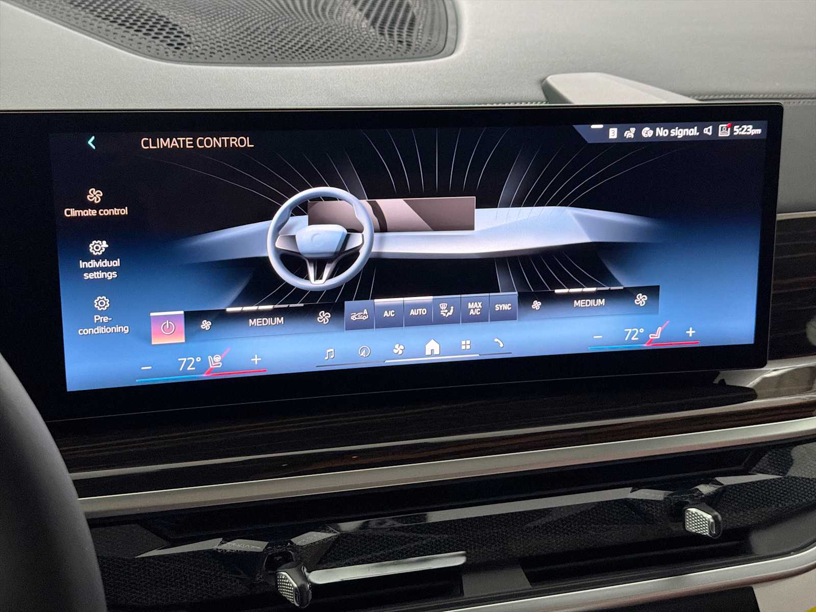 Thumbnail: 2026 BMW X5 - 17