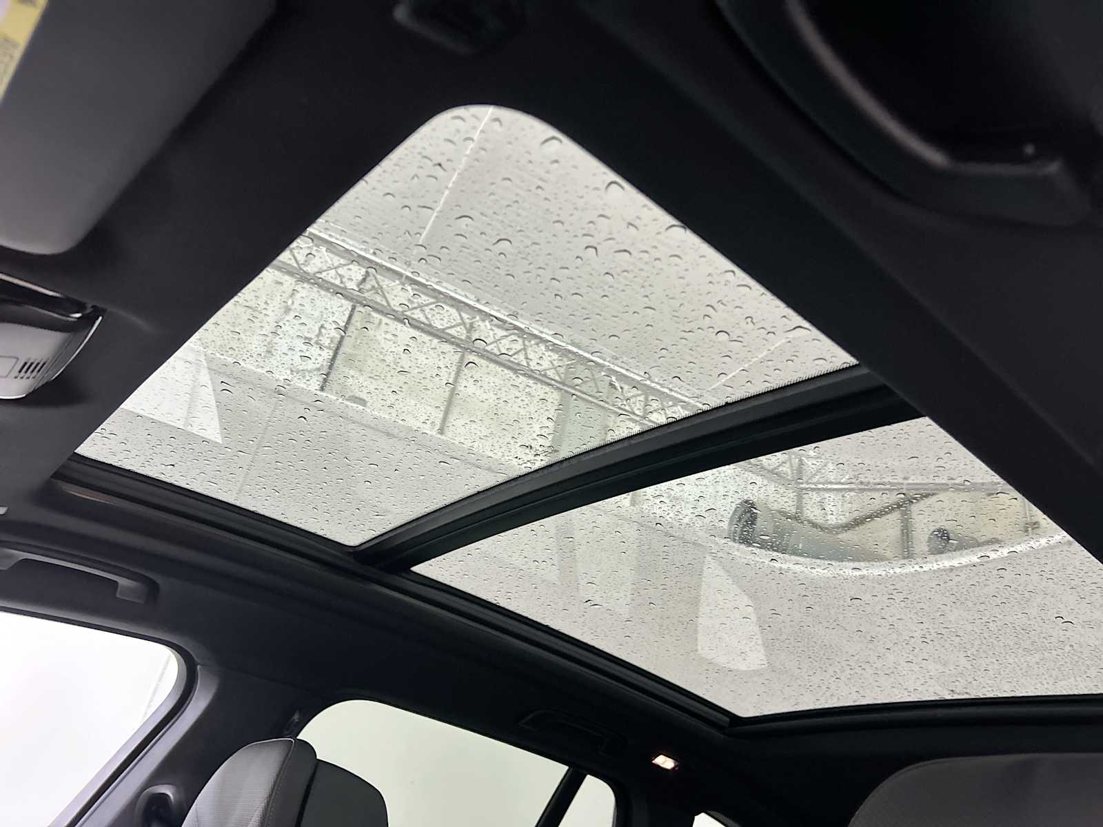 Thumbnail: 2026 BMW X5 - 16