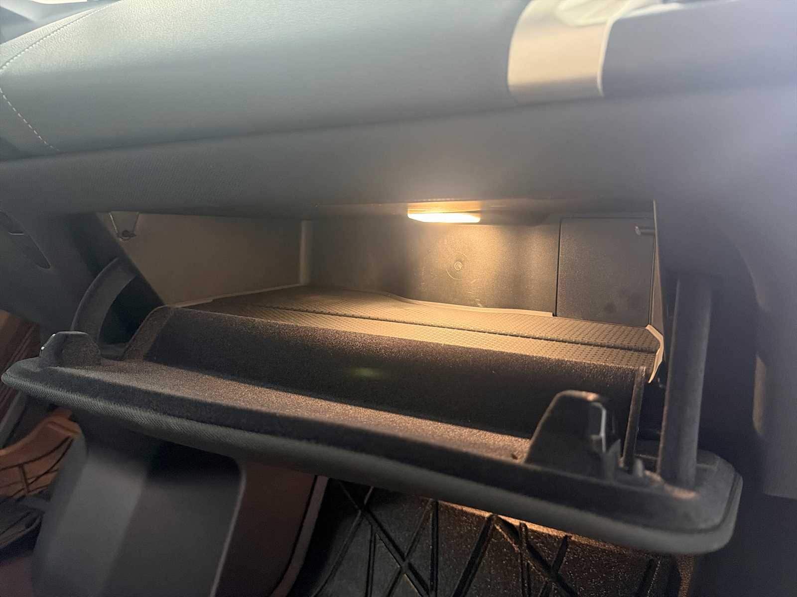 Thumbnail: 2026 BMW iX - 27