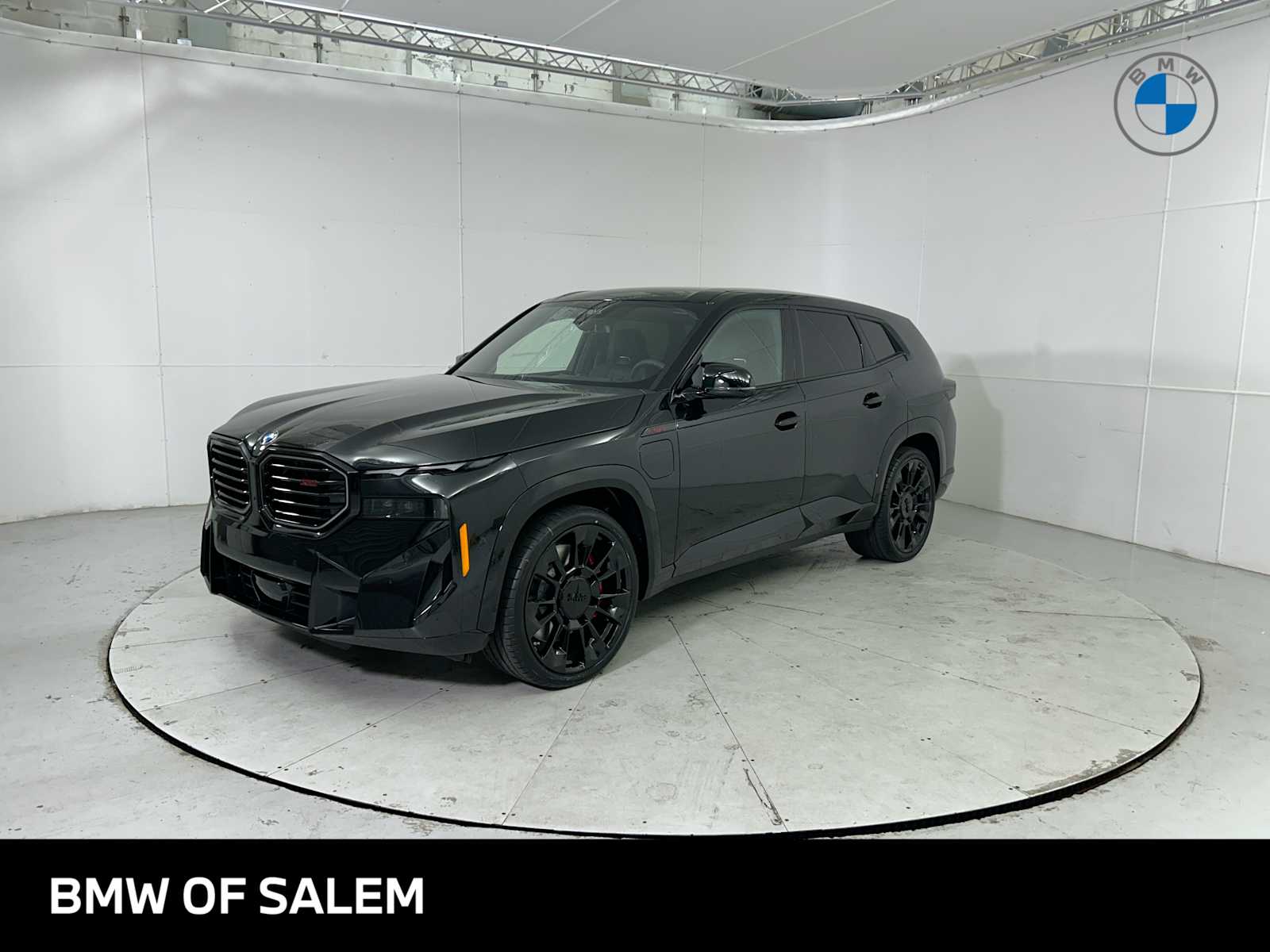 Thumbnail: 2026 BMW XM - 1