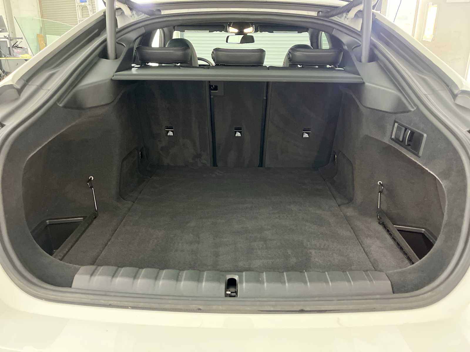 Thumbnail: 2023 BMW i4 - 21