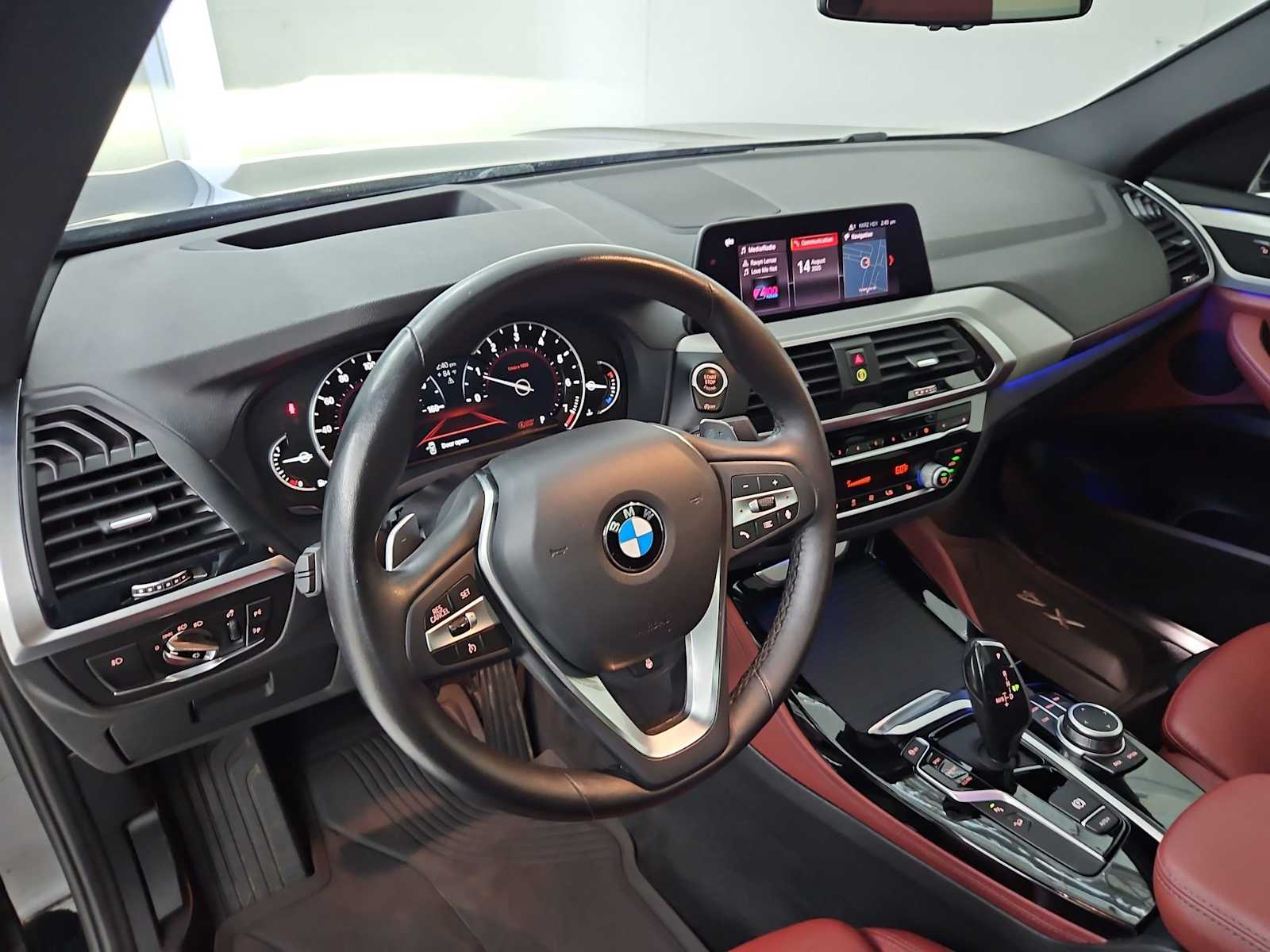 Thumbnail: 2021 BMW X4 - 2