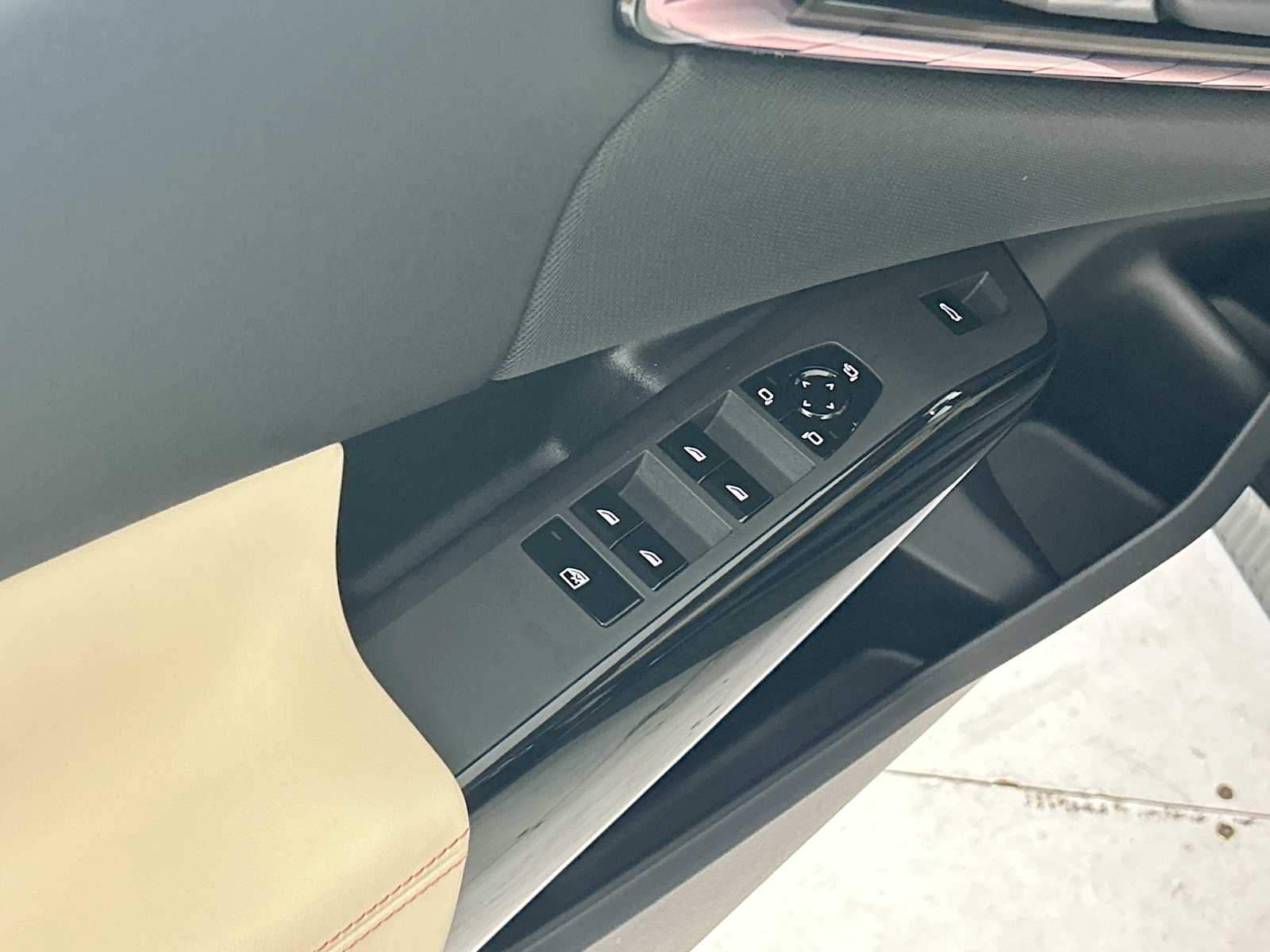 Thumbnail: 2026 BMW X3 - 15