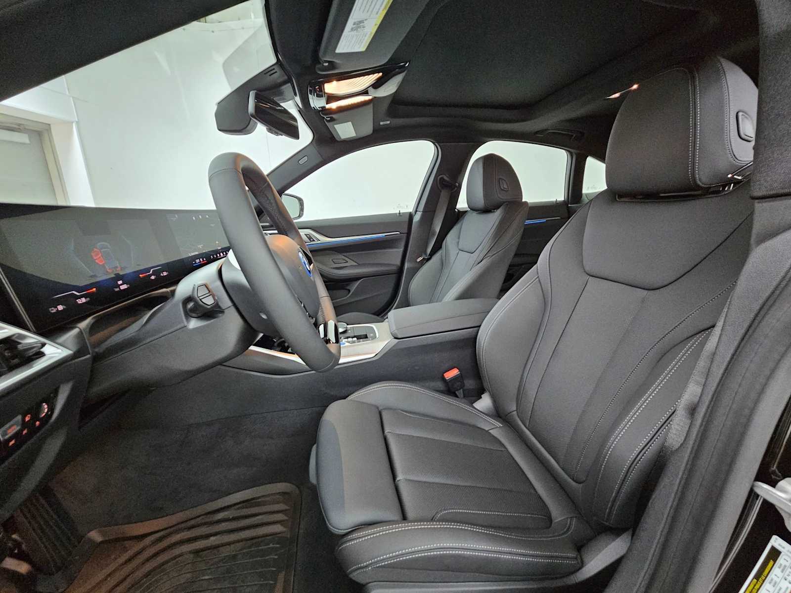 2025 BMW i4 xDrive40 17