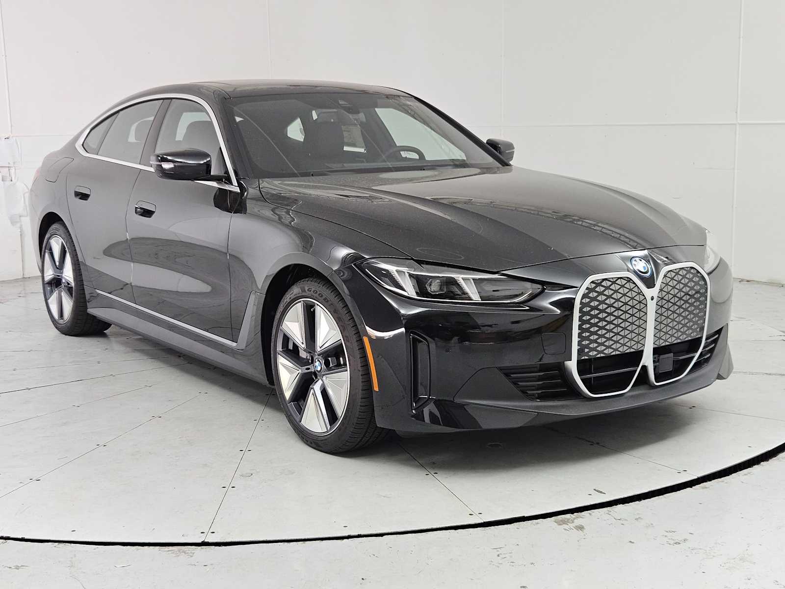 2025 BMW i4 xDrive40 10
