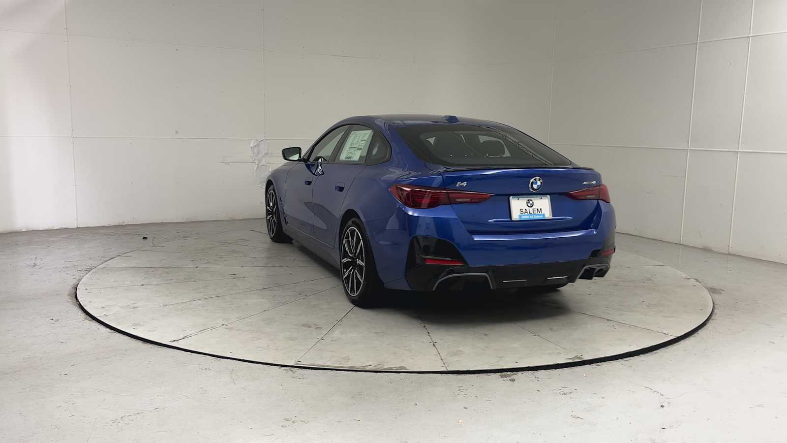 Thumbnail: 2026 BMW i4 - 3