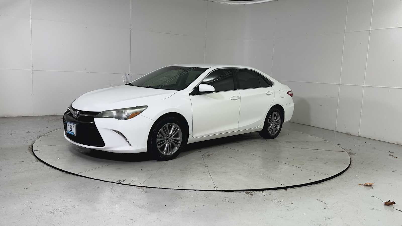 Thumbnail: 2016 Toyota Camry - 6
