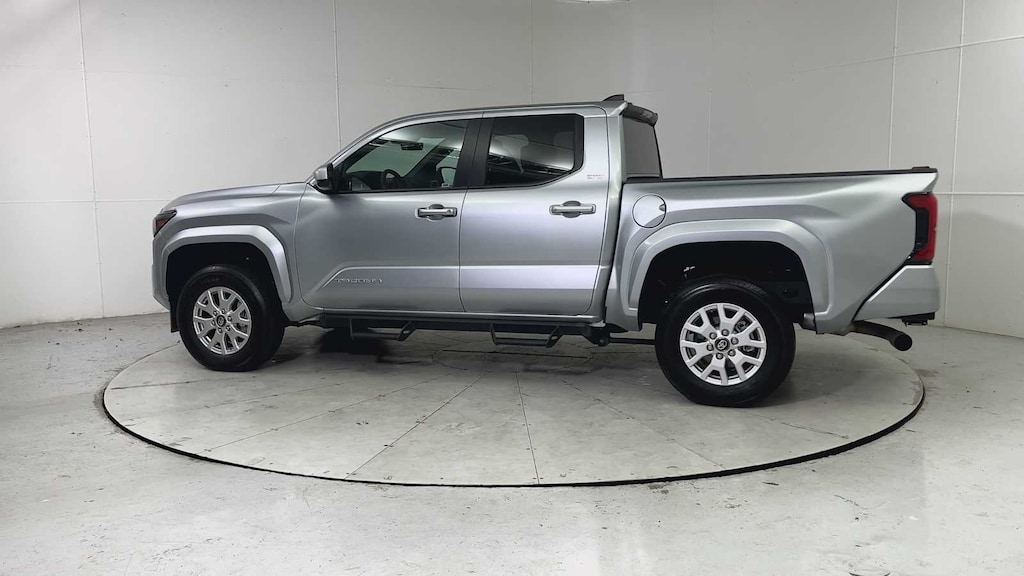 Used 2024 Toyota Tacoma SR5 Truck