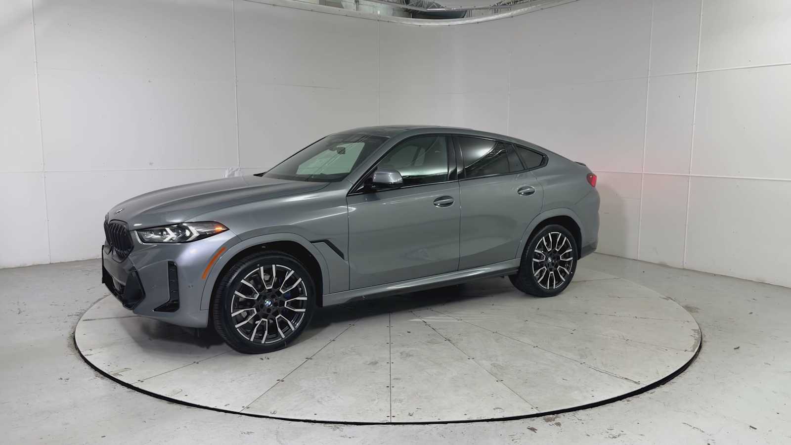 Thumbnail: 2026 BMW X6 - 6