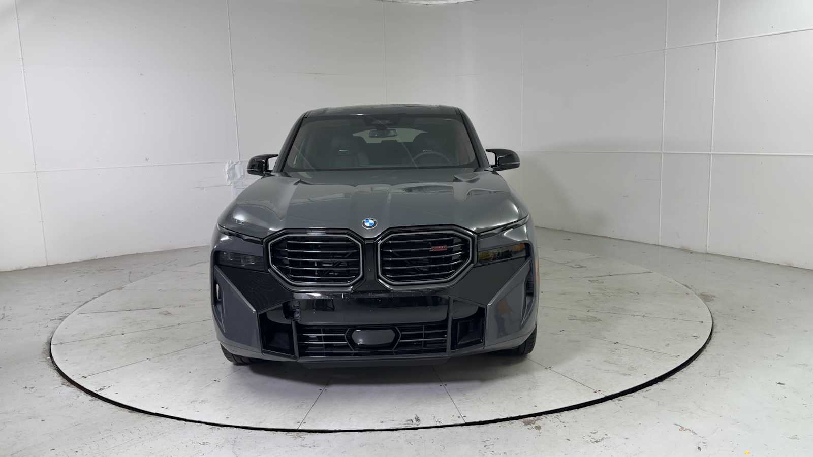 Thumbnail: 2026 BMW XM - 7