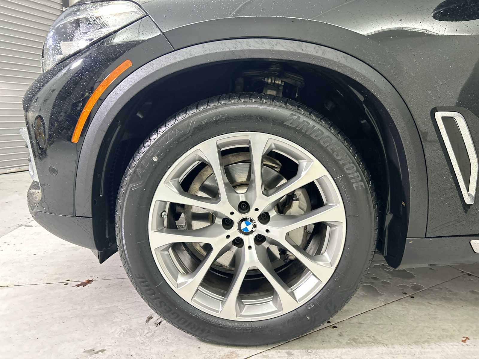 Thumbnail: 2023 BMW X5 - 19