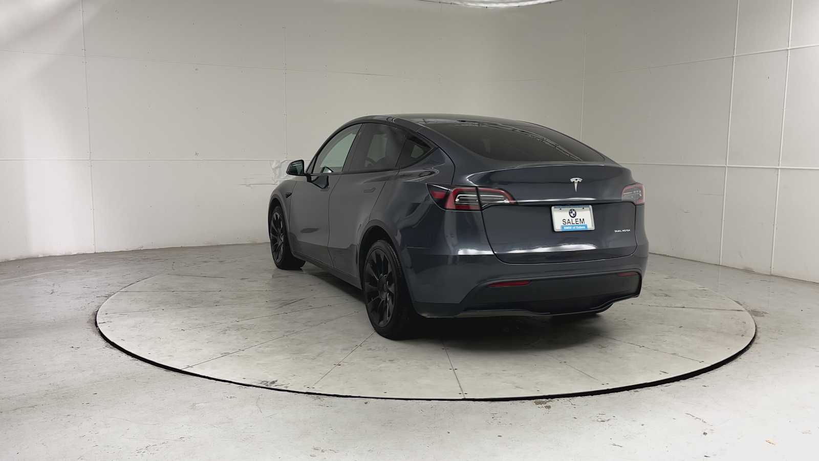 Thumbnail: 2022 Tesla Model Y - 3