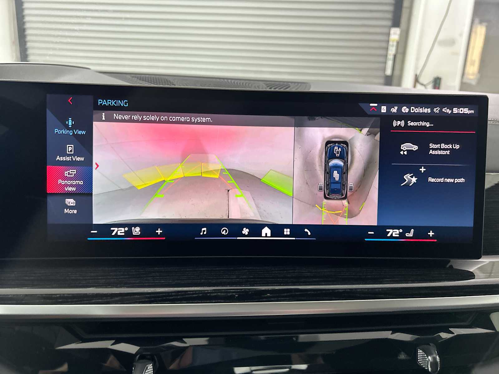 Thumbnail: 2026 BMW X7 - 24