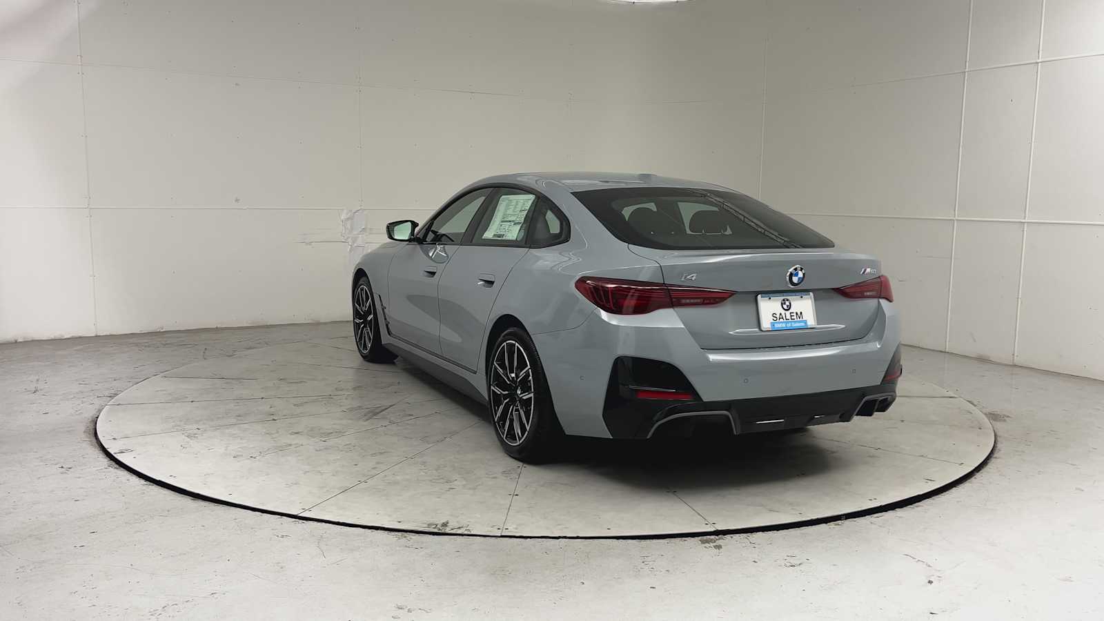 Thumbnail: 2026 BMW i4 - 3