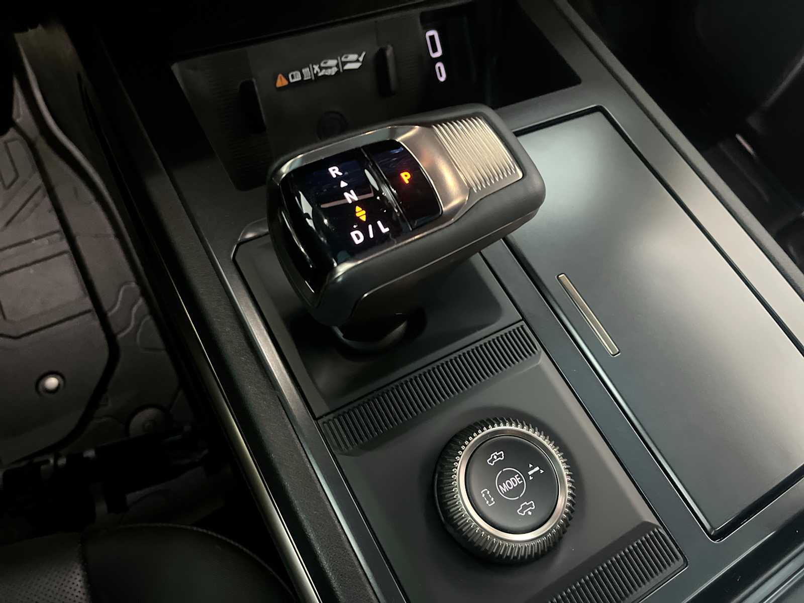 Thumbnail: 2022 GMC Hummer EV - 21