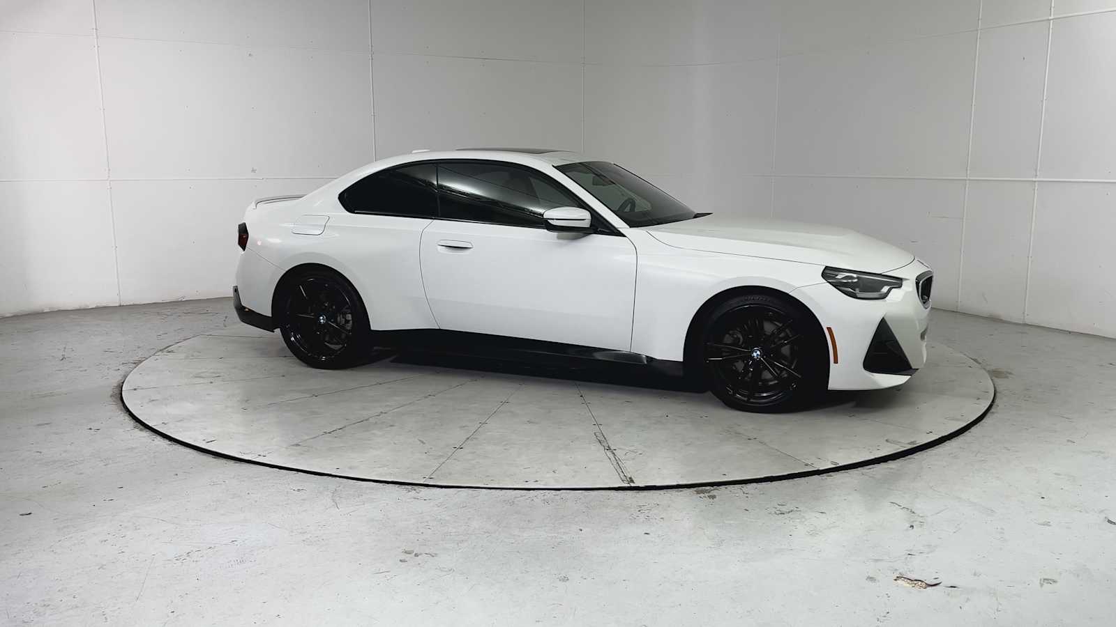 Thumbnail: 2023 BMW 2 Series - 8