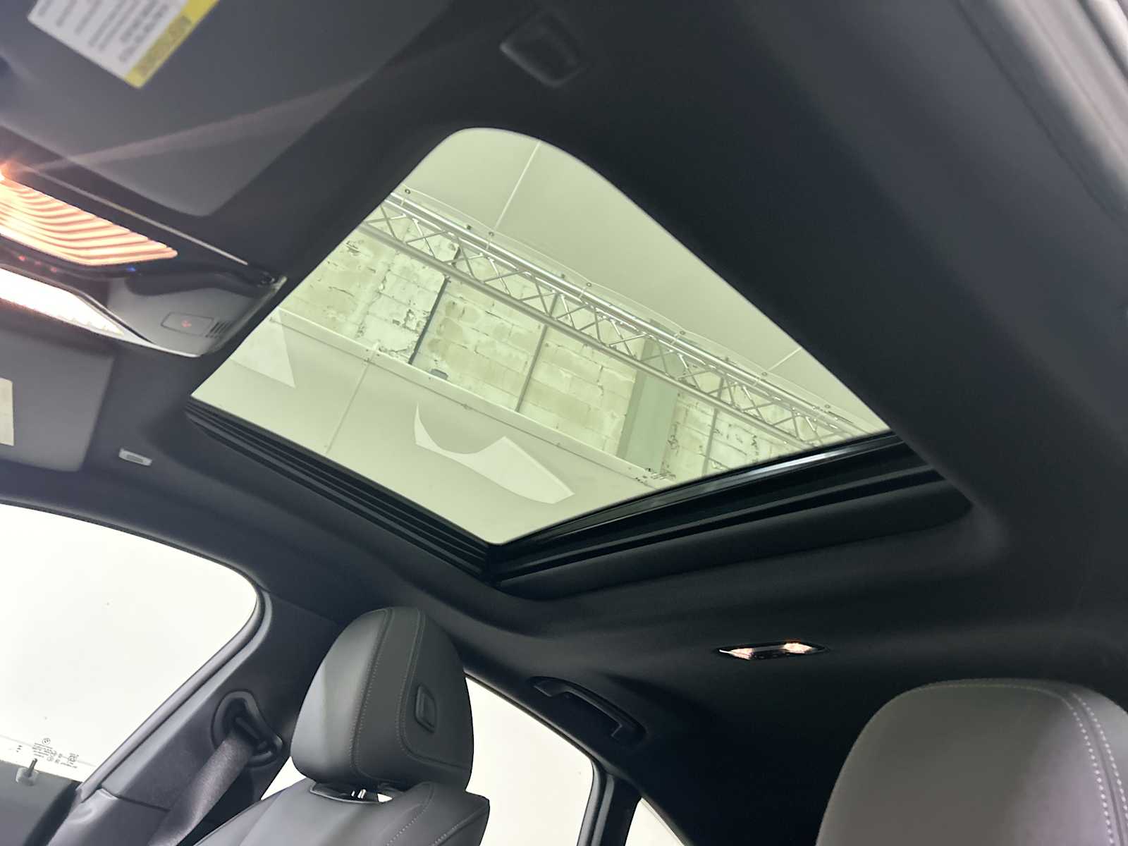 Thumbnail: 2025 BMW i4 - 16