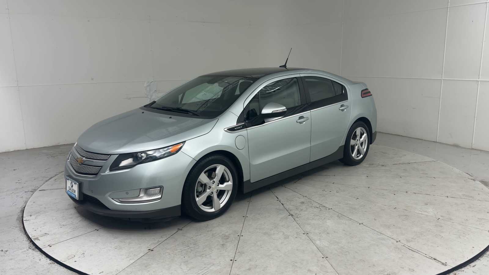 Thumbnail: 2012 Chevrolet Volt - 6