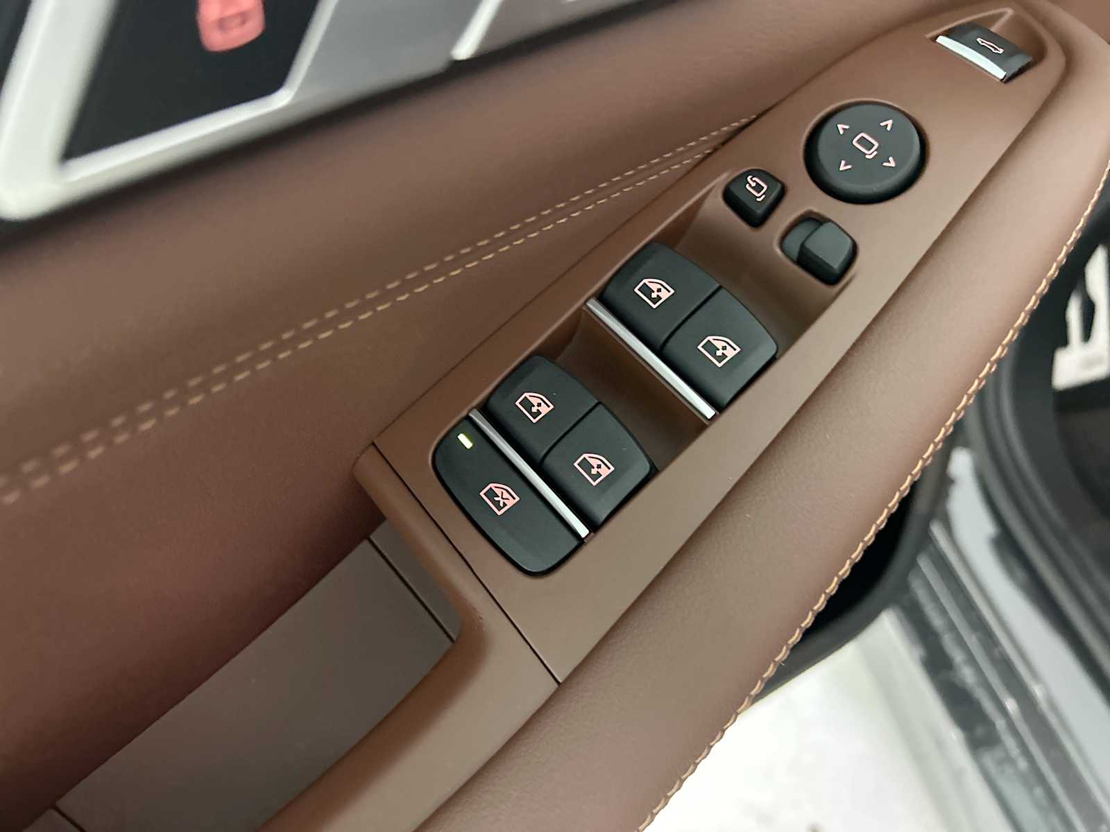 Thumbnail: 2026 BMW X5 - 15