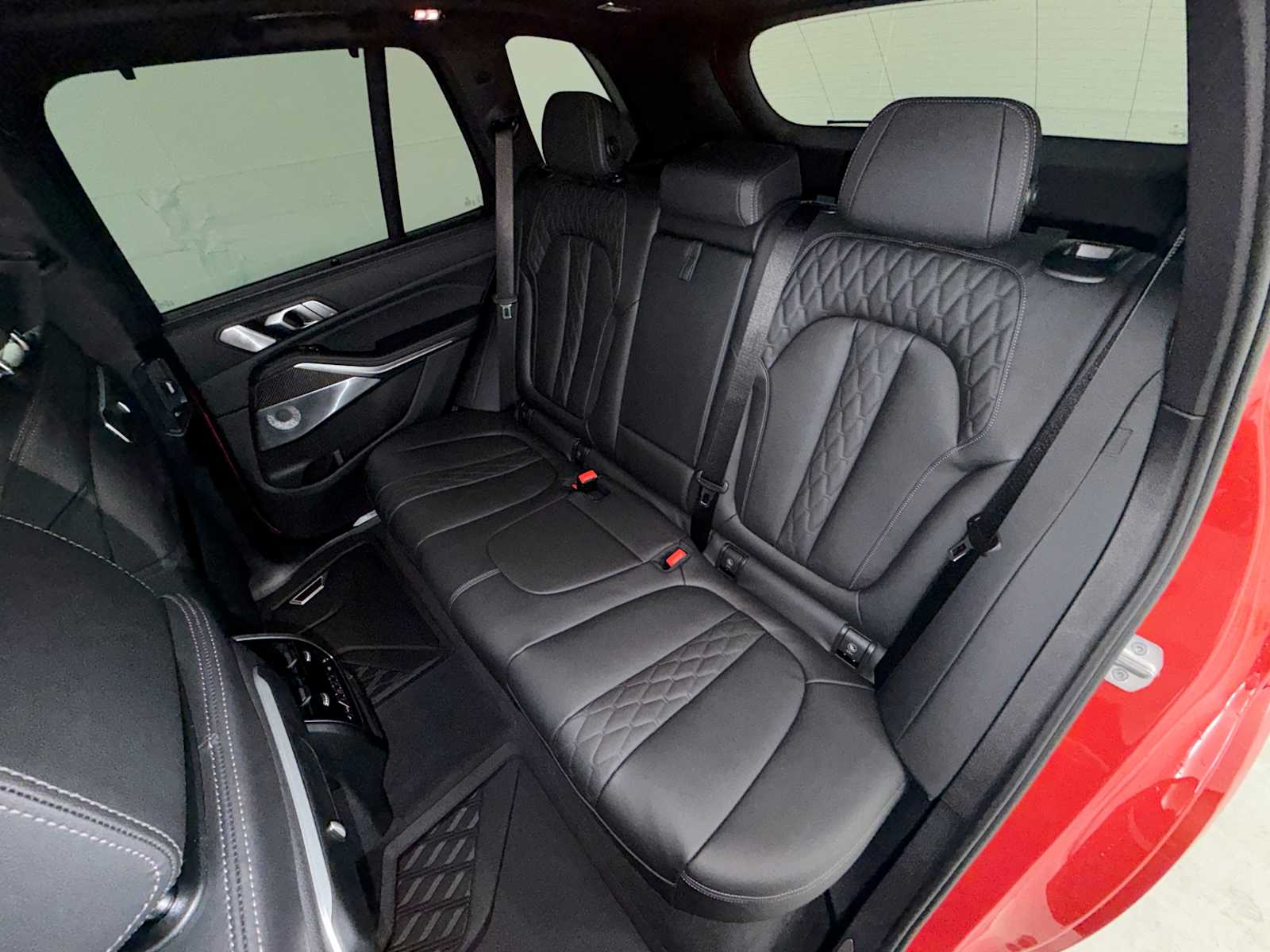 Thumbnail: 2026 BMW X5 - 25
