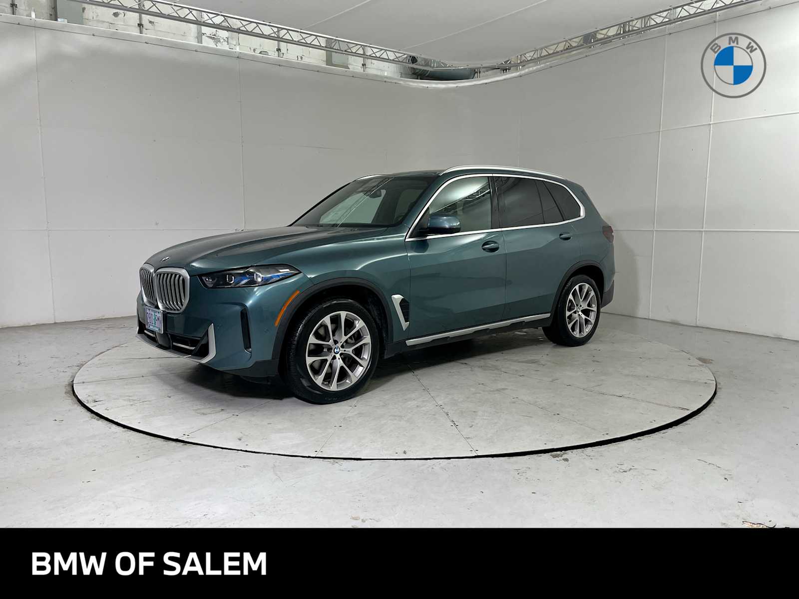 Thumbnail: 2024 BMW X5 - 1