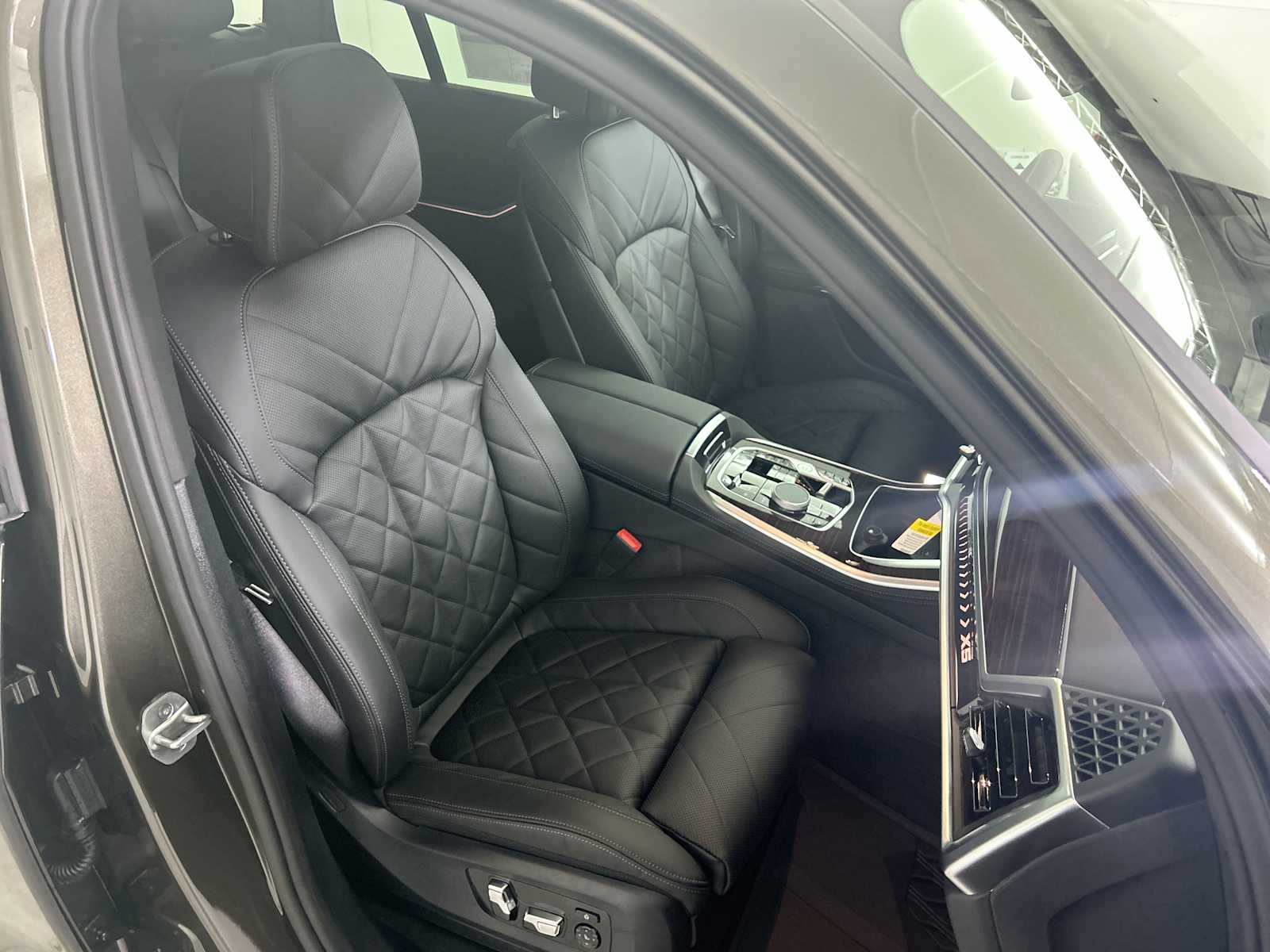 Thumbnail: 2026 BMW X5 - 26