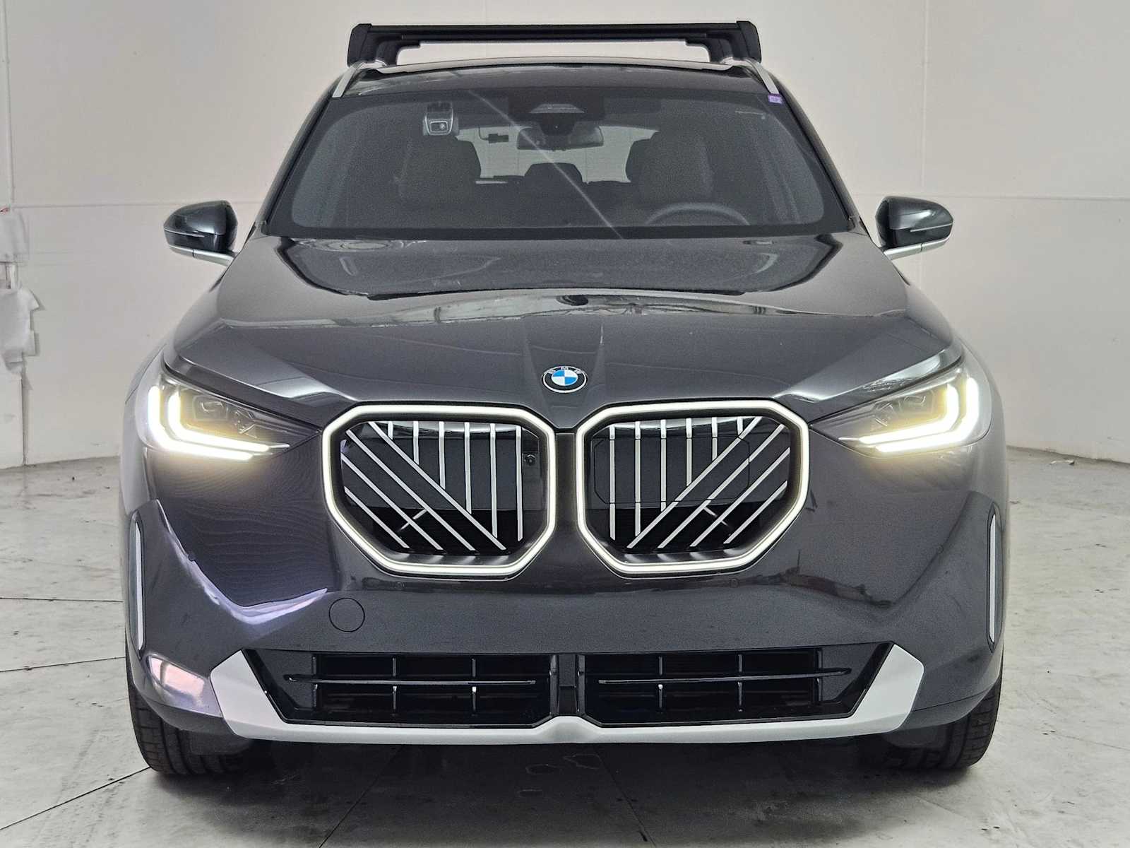Thumbnail: 2025 BMW X3 - 9