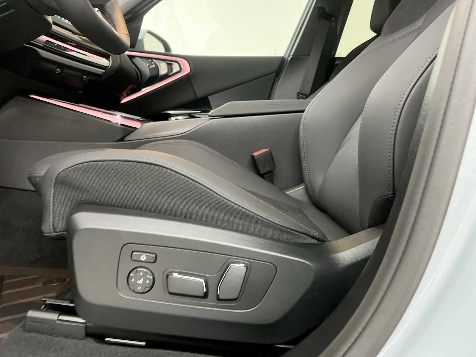 Thumbnail: 2026 BMW X3 - 20