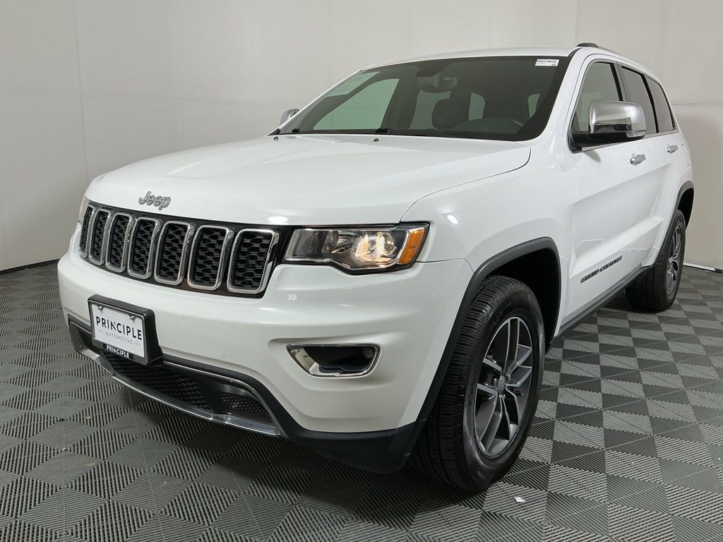Used 2017 Jeep Grand Cherokee Limited 4x4 SUV