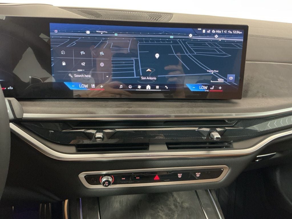 2026 BMW X7 40i - Photo 10