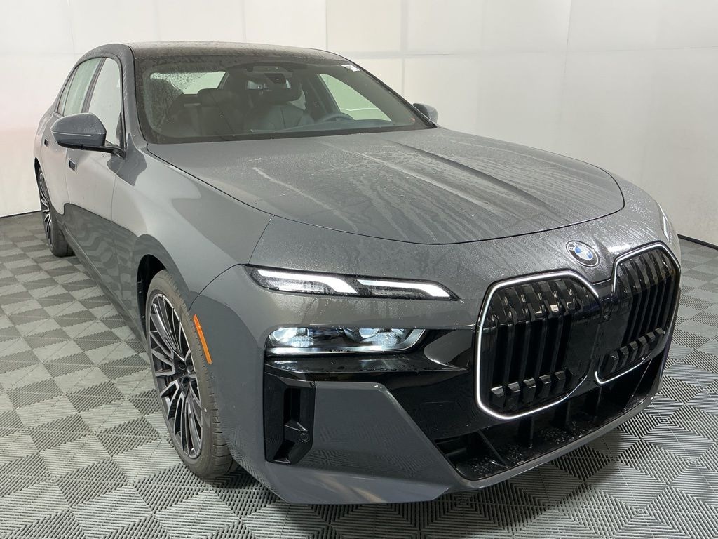 New 2026 BMW 740i xDrive Sedan