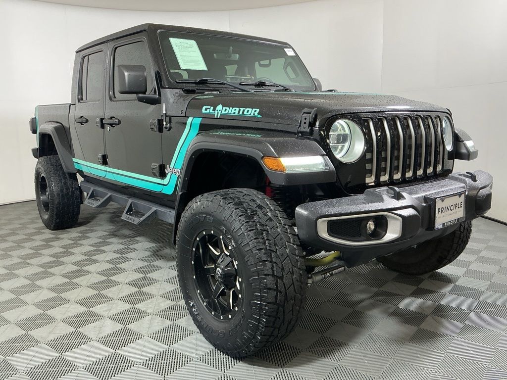 Used 2020 Jeep Gladiator Overland Truck
