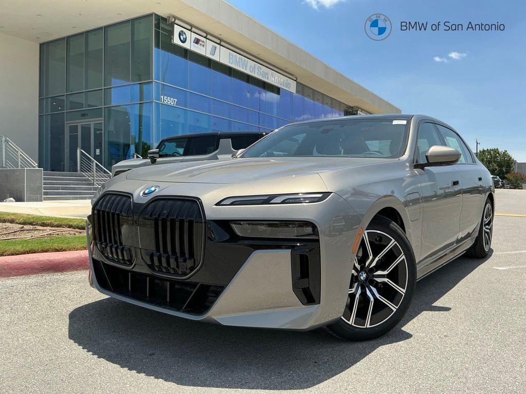 New 2026 BMW 750e xDrive Sedan